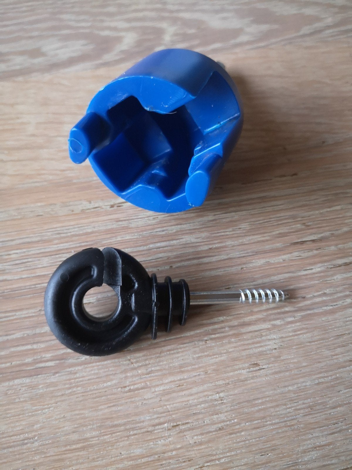 Ring-isolatoren (nieuw) + inboorhulp, Dieren en Toebehoren