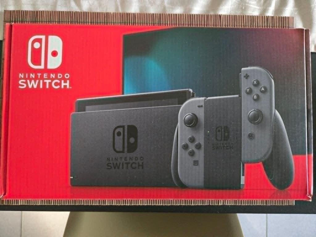 Nintendo Switch + Pokémon Violet, Switch OLED, Comme neuf, Enlèvement, Avec jeux