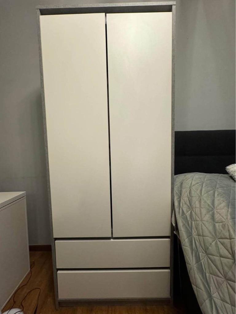 Kleerkast+bureau, Ophalen, 50 tot 100 cm, Zo goed als nieuw, 150 tot 200 cm