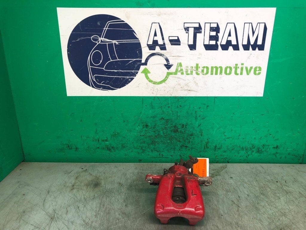 ETRIER DE FREIN ARRIÈRE GAUCHE 159 Sportwagon (939BX), Postoffice@zf.com, Löwentaler Straße 20
88046  Friedrichshafen, DE, Utilisé