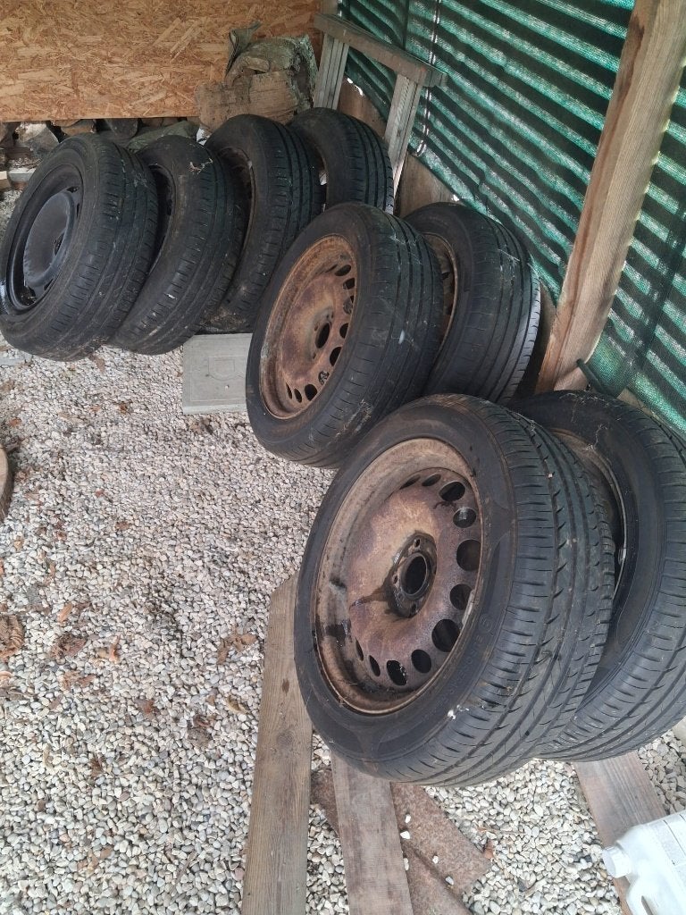 Banden en velgen 185/65 R15, Auto-onderdelen, Banden en Velgen, Ophalen, Overige, Gebruikt, 15 inch