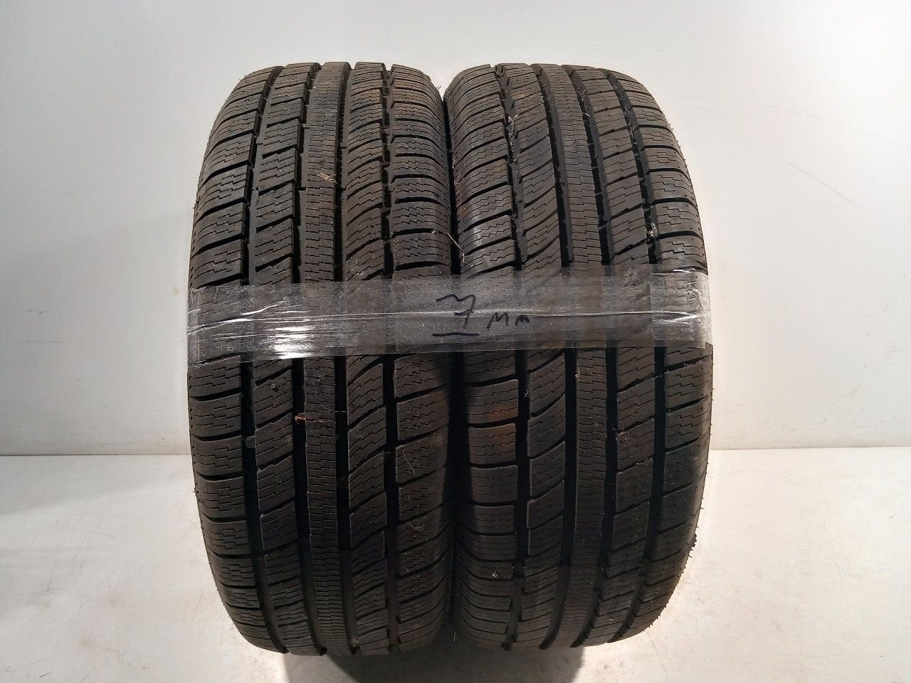 Bandenset 2 stuks 4-Seizoenen 205 55 R16, Onderdelen@venauto.nl, Van der Ven Autorecycling B.V., Pneus hiver, Ettenseweg 76, 4706 PB Roosendaal, The Netherlands