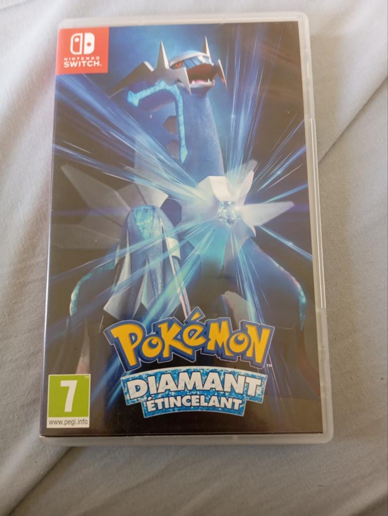 Pokémon Diamant Étincelant, Jeu de rôle (Role Playing Game), À partir de 18 ans
