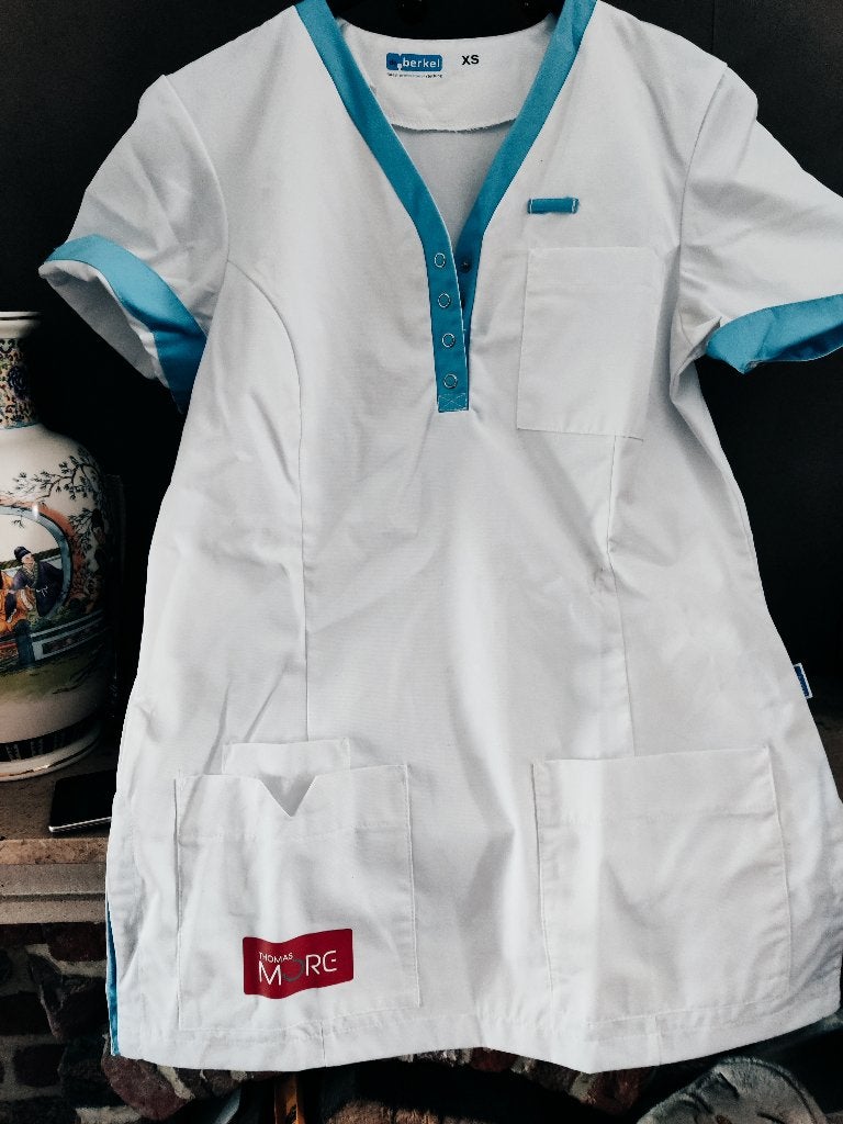 Verpleging kleding, Diversen, Ophalen, Zo goed als nieuw