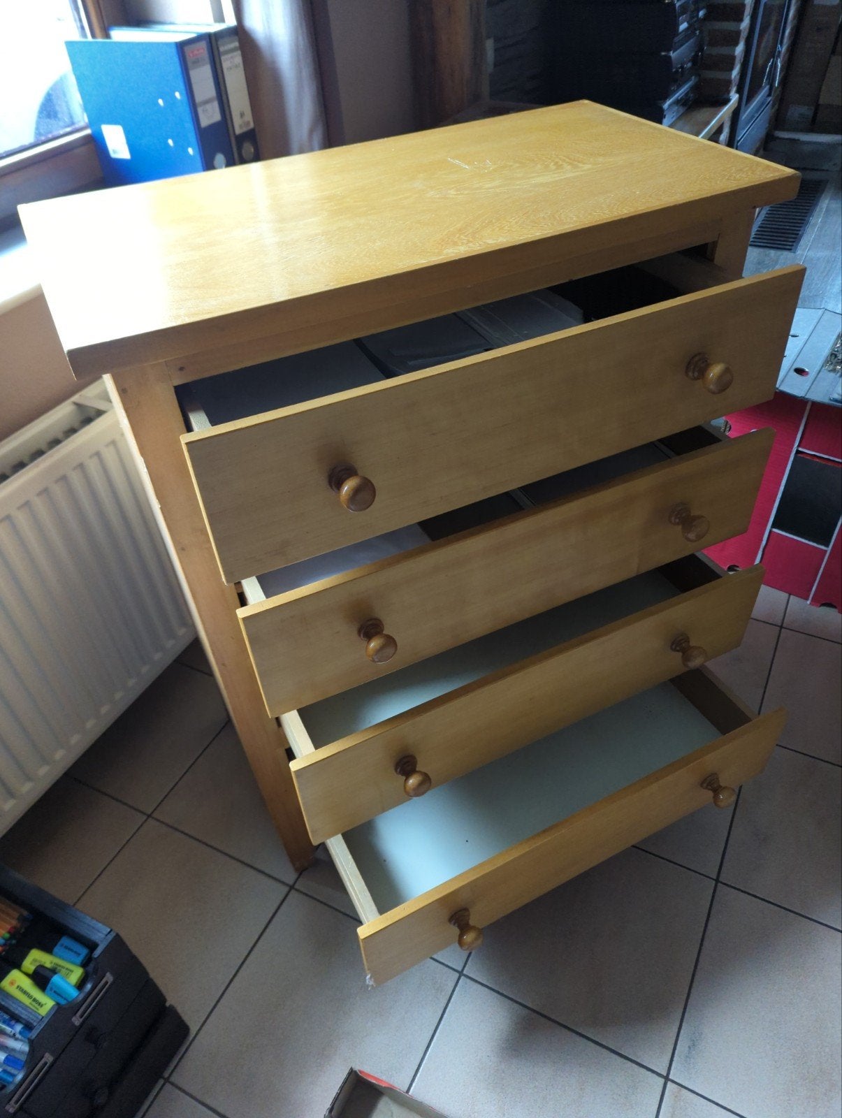 Commode bois clair 4 tiroirs, Maison & Meubles, 3 ou 4 tiroirs, 25 à 50 cm, Moins de 100 cm, Enlèvement