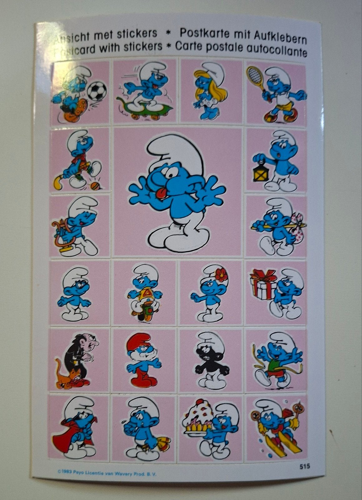 Sticker postkaart De Smurfen Peyo 1983 roze versie, Verzamelen, Ophalen of Verzenden, Nieuw, Strip of Tekenfilm