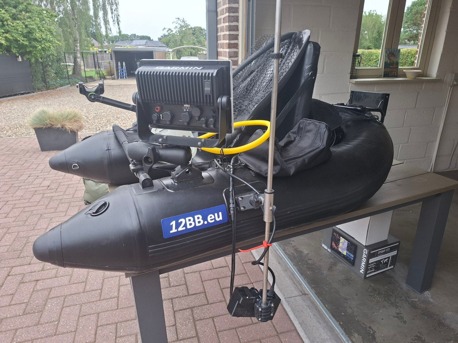 12bb jumbo xs + Garmin gpsmap 1223 lvs 34, Sports nautiques & Bateaux, Pêche à la ligne | Poissons prédateurs, Enlèvement, Comme neuf
