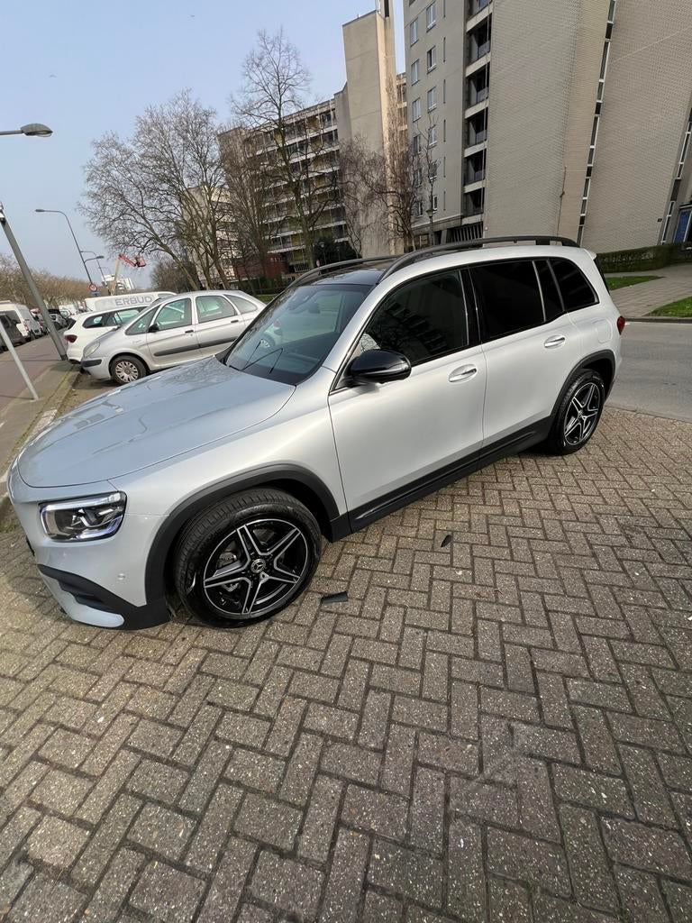 Mercedes -benz GLB 180  AMG LIGNE, Autos, Achat, Euro 6, Entreprise, Autres couleurs