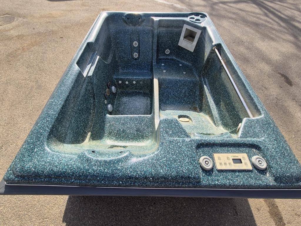 3 persoons familie jacuzzi‍‍‍ vandaag nog bezorgd, Tuin en Terras, Bubbelbaden en Hottubs, Ophalen of Verzenden
