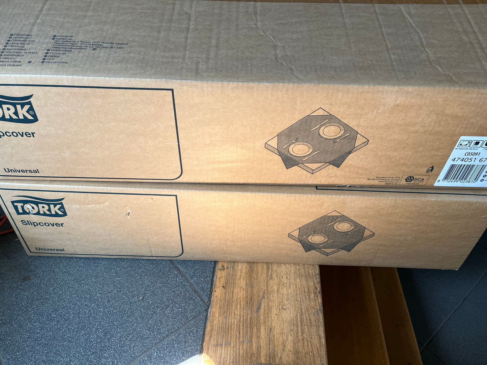 Tafel covers, Zakelijke goederen, Ophalen