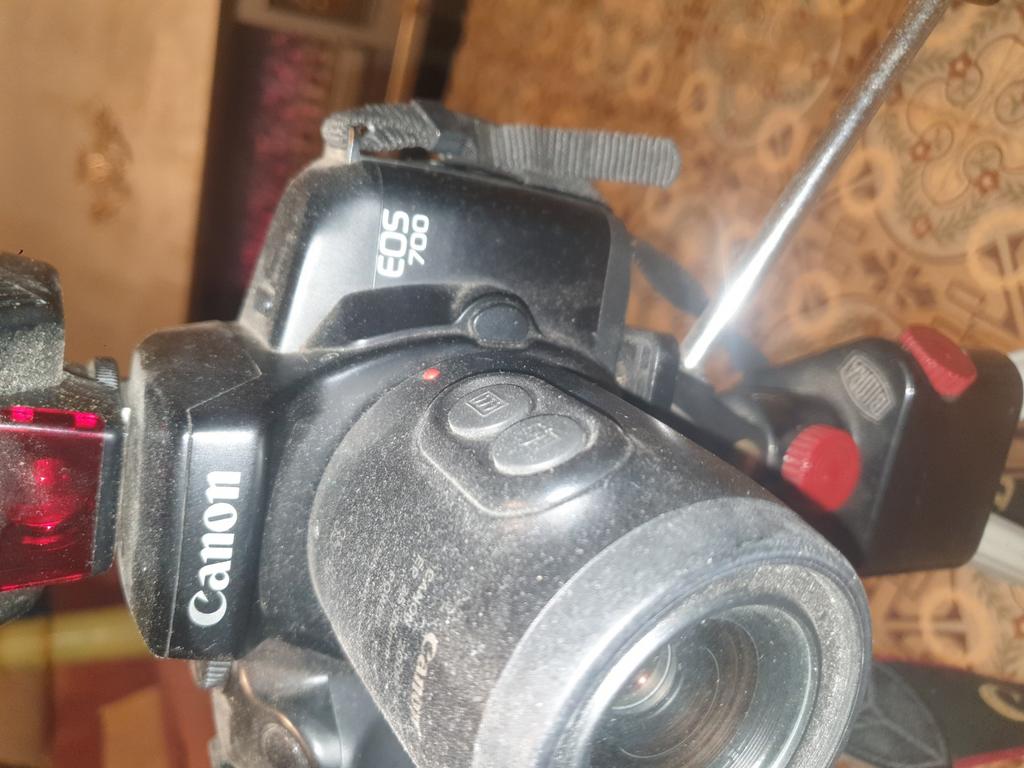Analoge Camera Set: Canon EOS 700/Power Zoom/Flits/statief, Audio, Tv en Foto, Ophalen