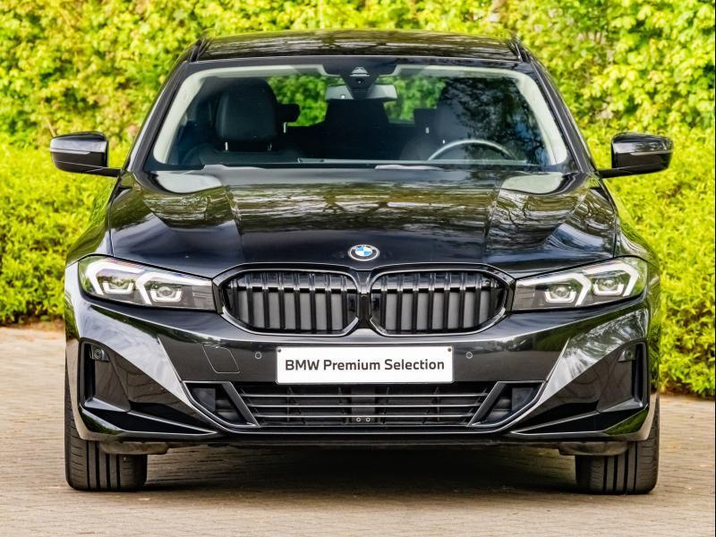 BMW Serie 3 318 i Touring, Auto's, BMW, Automaat, 1998 cc, Parkeersensor, Zwart