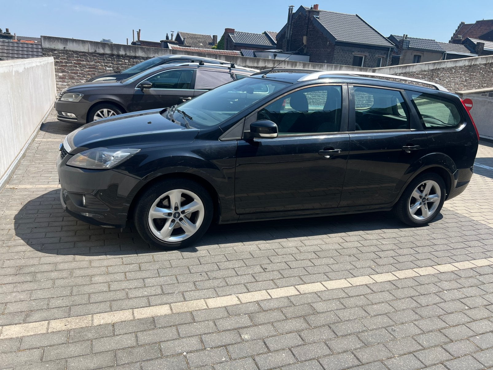 Ford Focus 1.6tdci 2010 (Roule Parfaitement), Auto's, Zwart, Overige bekleding, Zwart, 5 deurs