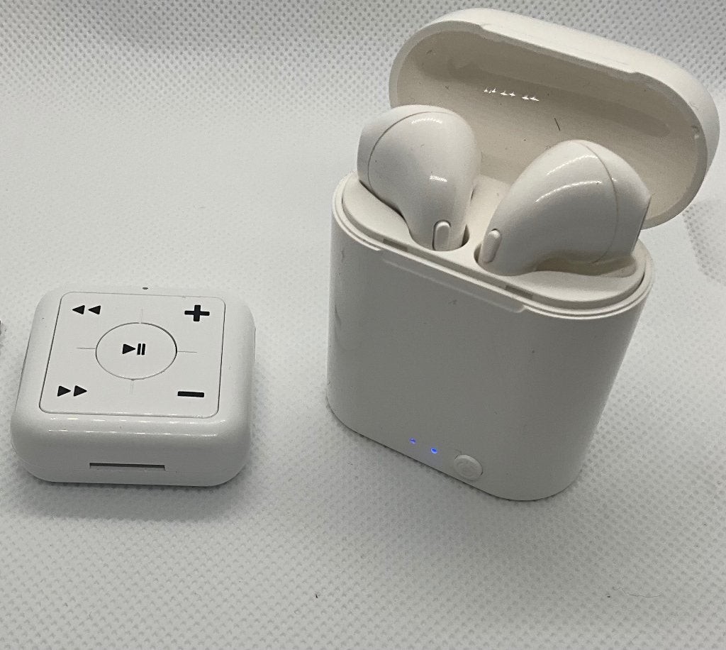 Lecteur MP3 mini Bluetooth +écouteurs Bluetooth (pas IPod), Neuf, Autres couleurs, 20 à 40 GB, Enlèvement ou Envoi
