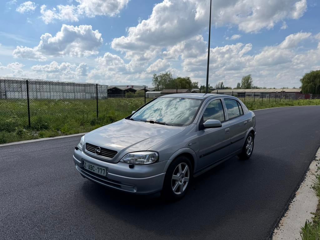Opel Astra 1.8 Benzine! Automaat! 145000Km! Airco! Gekeurd!, Autos, Argent ou Gris, Achat, Entreprise, Carnet d'entretien