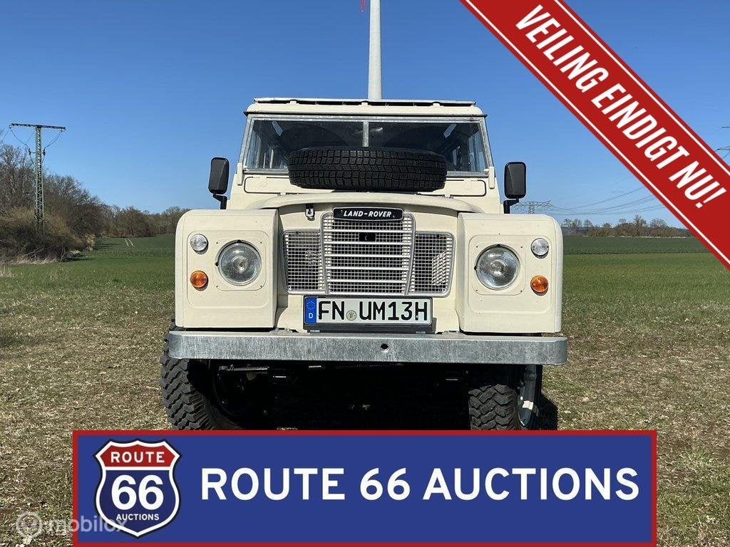 Land Rover 109 Series III | 1977 | Route 66 Auctions, Auto's, Land Rover, Zwart, Bedrijf, Handgeschakeld