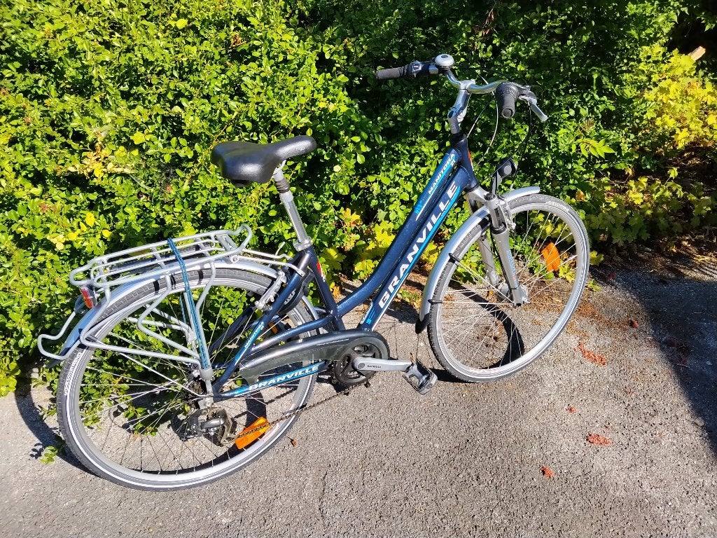 GRANVILLE damesfiets — zeer weinig gebruikt, Fietsen en Brommers, Velgrem, (Extra) lage instap, Zo goed als nieuw, Minder dan 47 cm