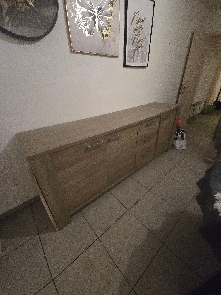 Gratis  afhalen , eetplaats met ronde tafel en 3 stoelen, Ophalen, Gebruikt