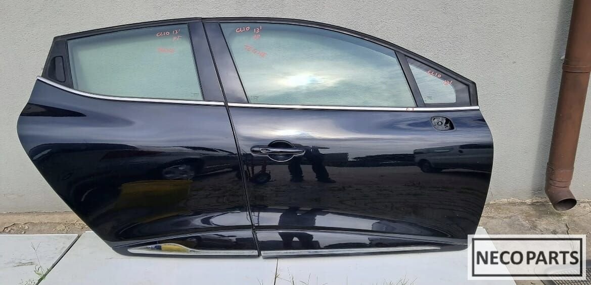RENAULT CLIO PORTIER DEUR KLEUR TEGNE ALLES LEVERBAAR !!, Arrière, Renault, -, Haillon arrière