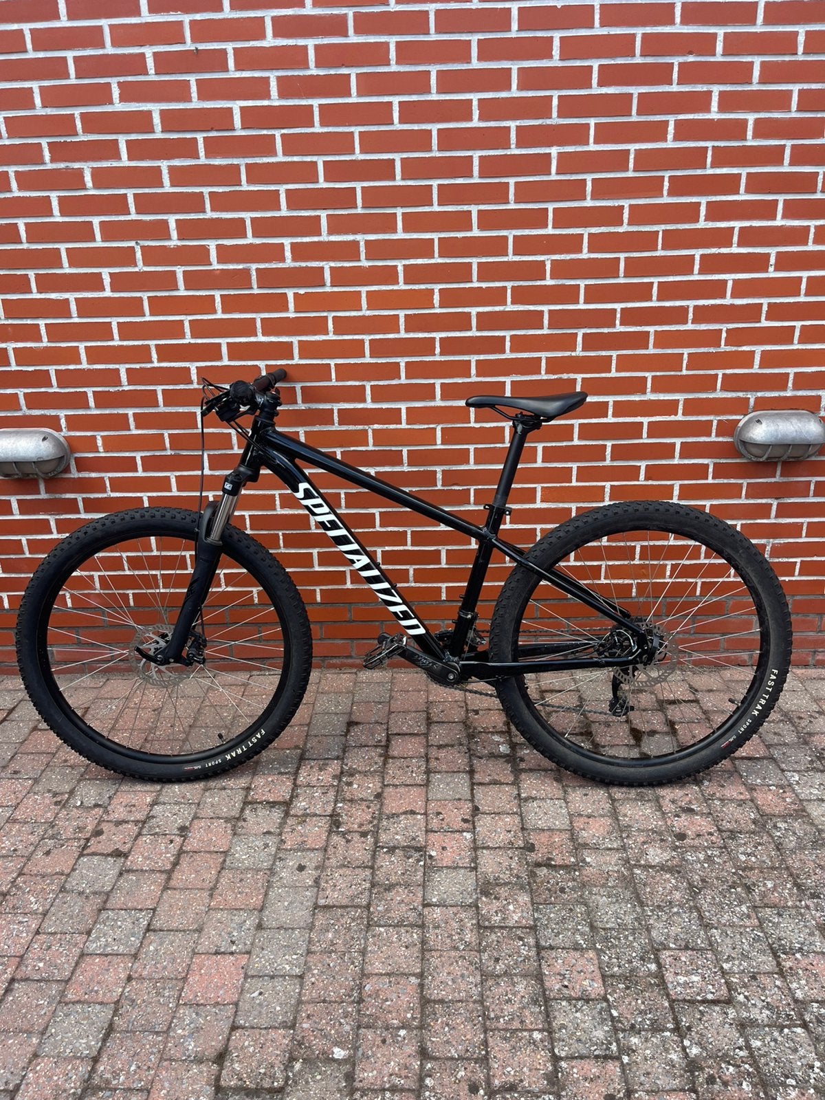 Specialised rockhopper, Fietsen en Brommers, Ophalen, Zo goed als nieuw