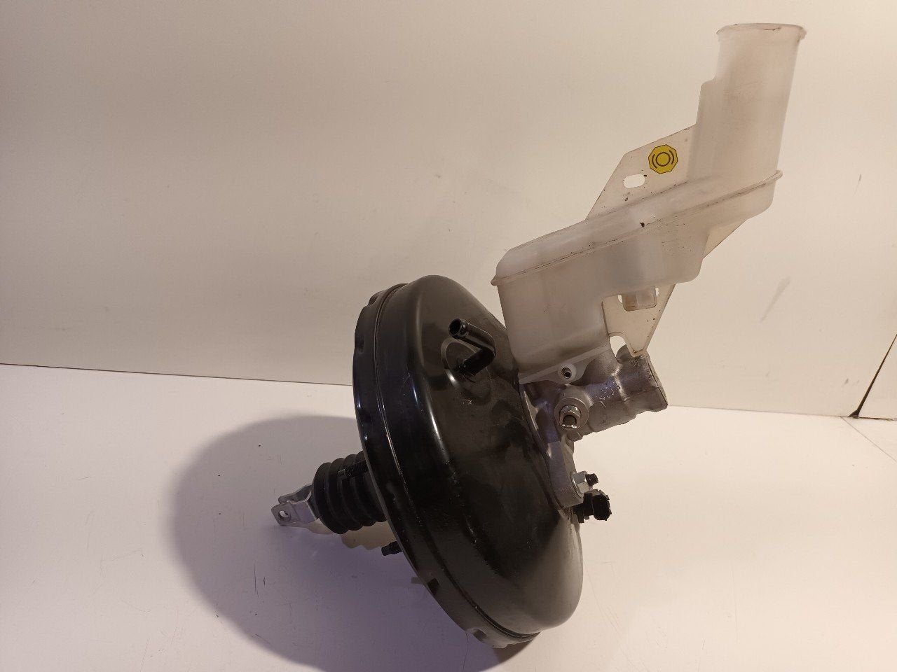 Hoofdrem cylinder Suzuki Swift, Onderdelen@venauto.nl, Van der Ven Autorecycling B.V., Ettenseweg 76, 4706 PB Roosendaal, The Netherlands