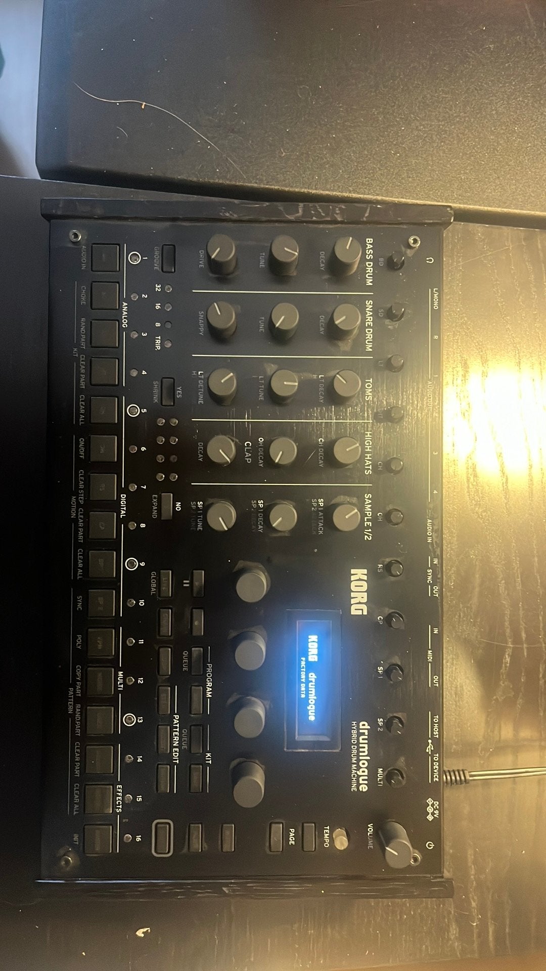 Korg Drumlogue + alimentation 9v, Musique & Instruments, Enlèvement, Comme neuf, Korg