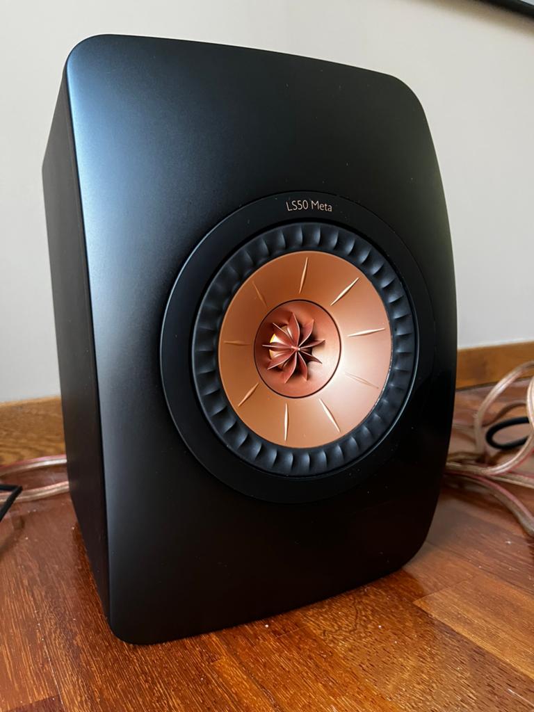 Set KEF LS50 meta (Carbon black) + KEF 10b subwoofer., Audio, Tv en Foto, Luidsprekerboxen, Zo goed als nieuw, 120 watt of meer