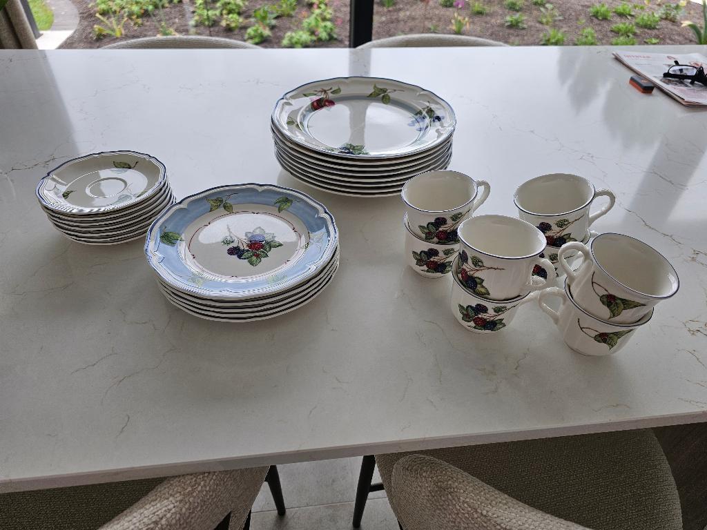 Servies, Huis en Inrichting, Keuken | Servies, Ophalen, Gebruikt, Bord(en)