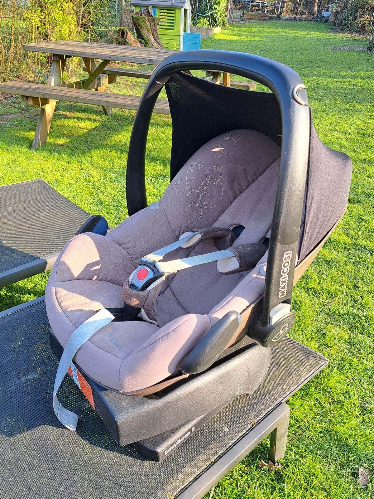 Maxi cosi + base, Enfants & Bébés, Sièges auto, Isofix