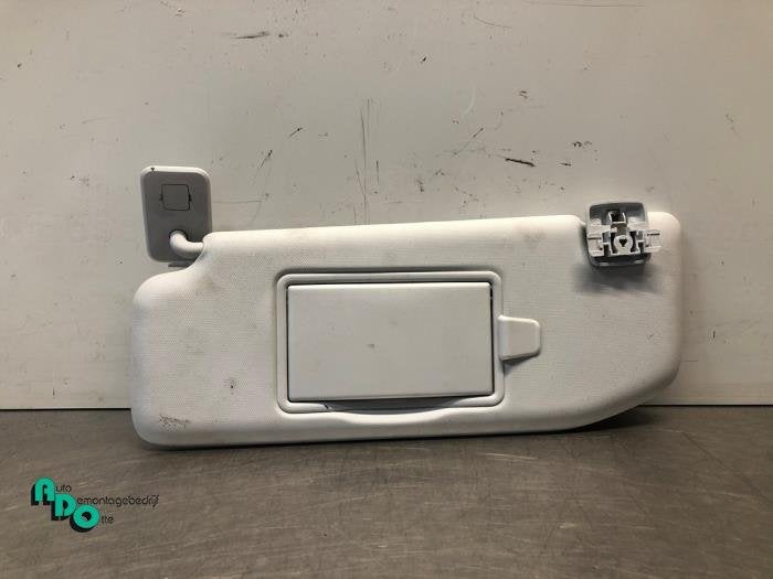 Pare-soleil d'un Peugeot 208 (208 12-), Autos : Pièces & Accessoires, Habitacle & Garnissage, Peugeot, Utilisé, 3 mois de garantie