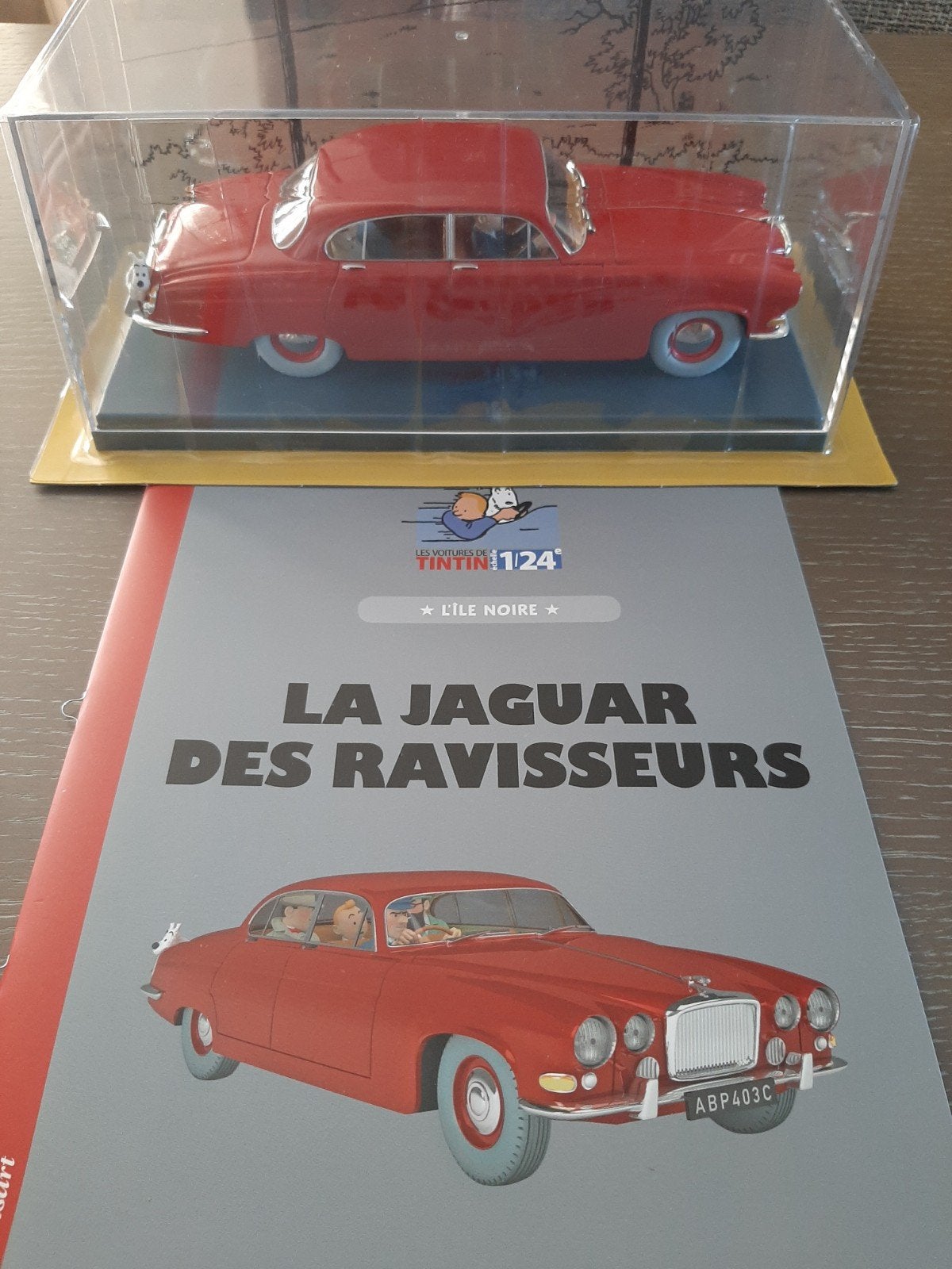 De rode jaguar,  met kuifje en Bobby 1/24, Ophalen of Verzenden