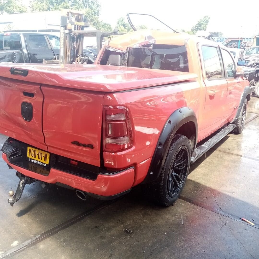 Dodge Ram 1500 5.7 Hemi V8 4x4  Crew Cab (DS/DJ/D2) 2020 slo, -, Utilisé, Dodge, -