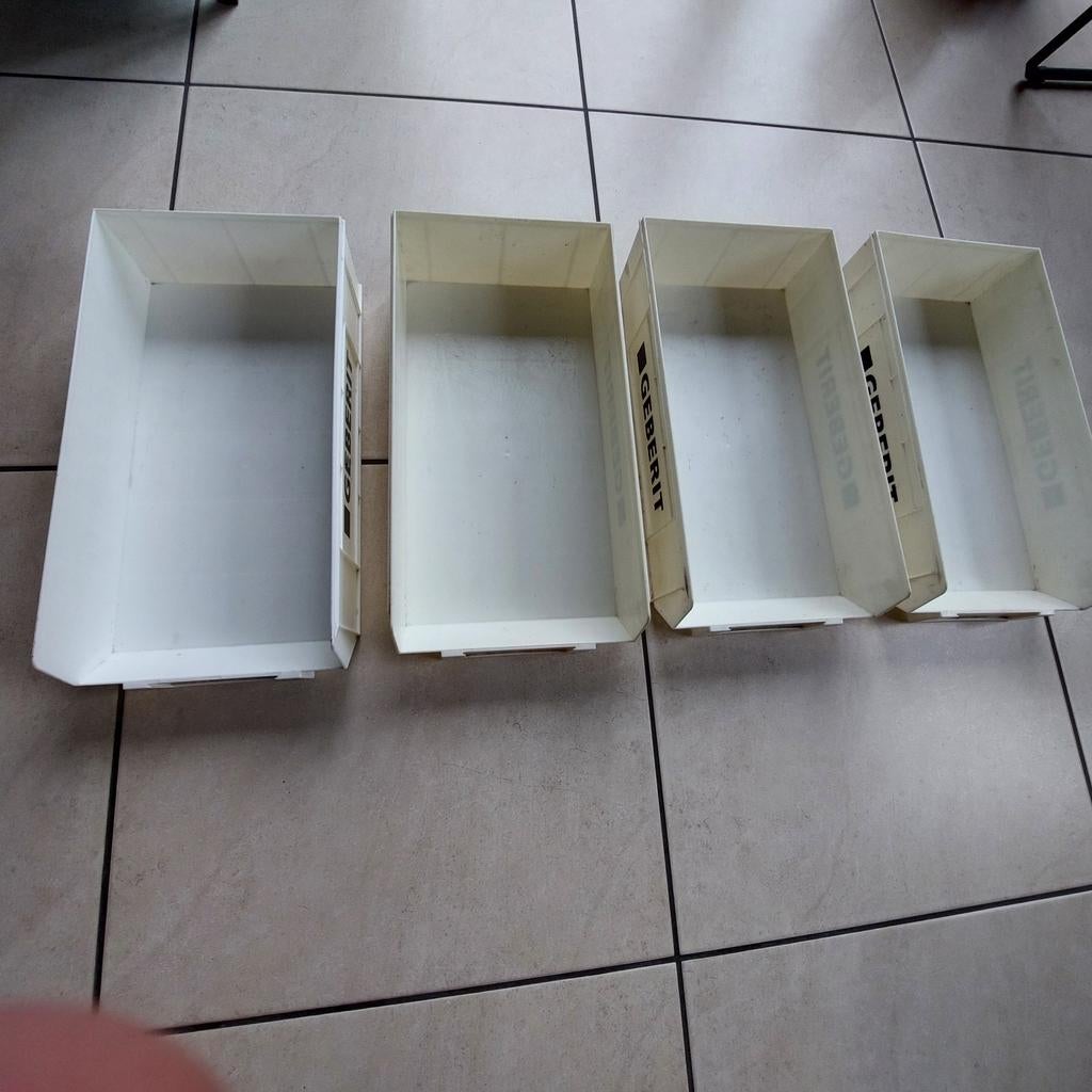 Lot van 4 klasseerbakken ( 22x44x10 cm), Ophalen of Verzenden