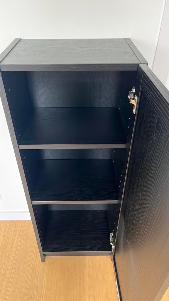 2 commodes / bibliothèques avec porte, Enlèvement, Comme neuf