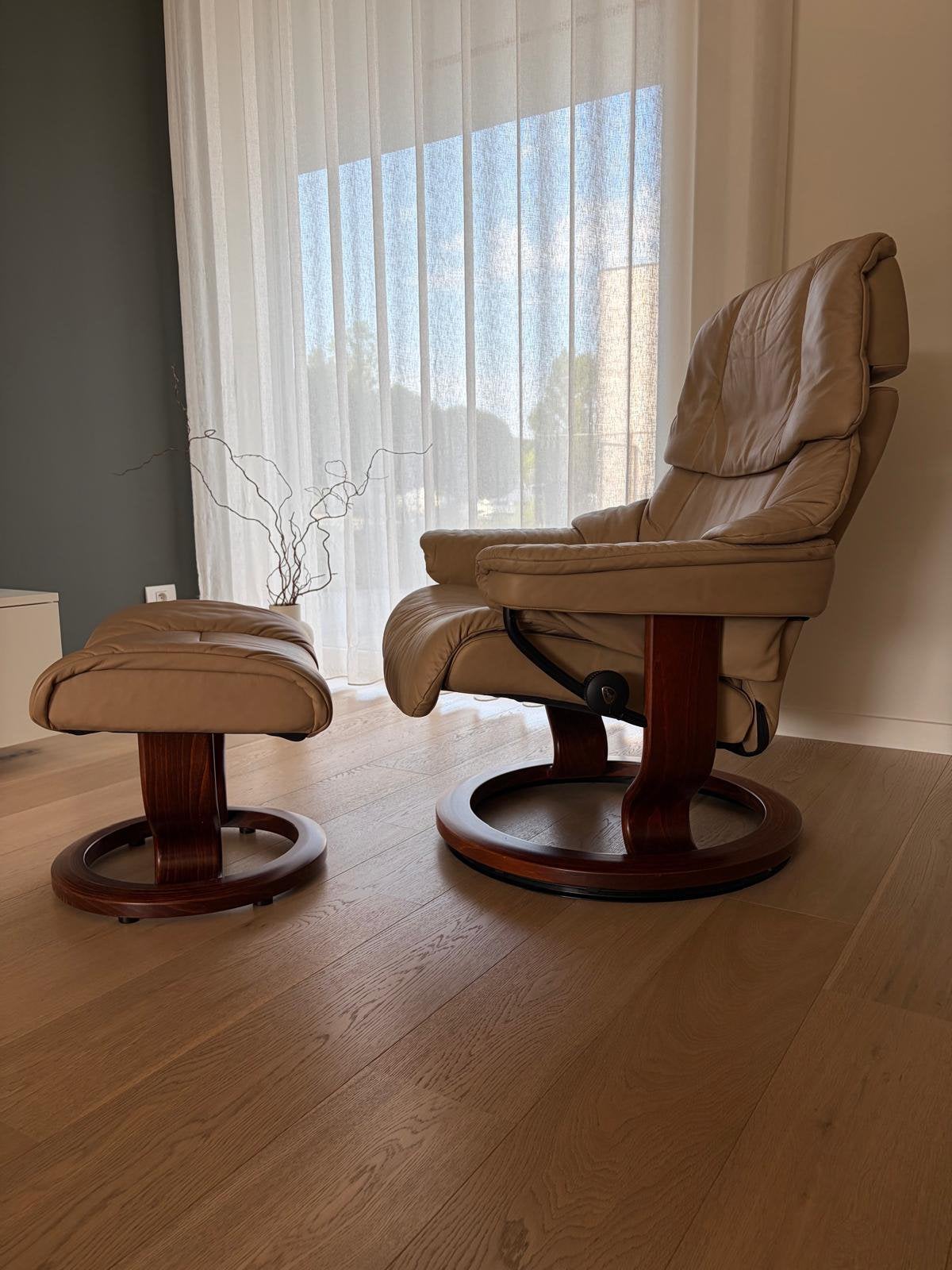 Relaxzetel Stressless (inclusief voetenbank), Ophalen, Zo goed als nieuw