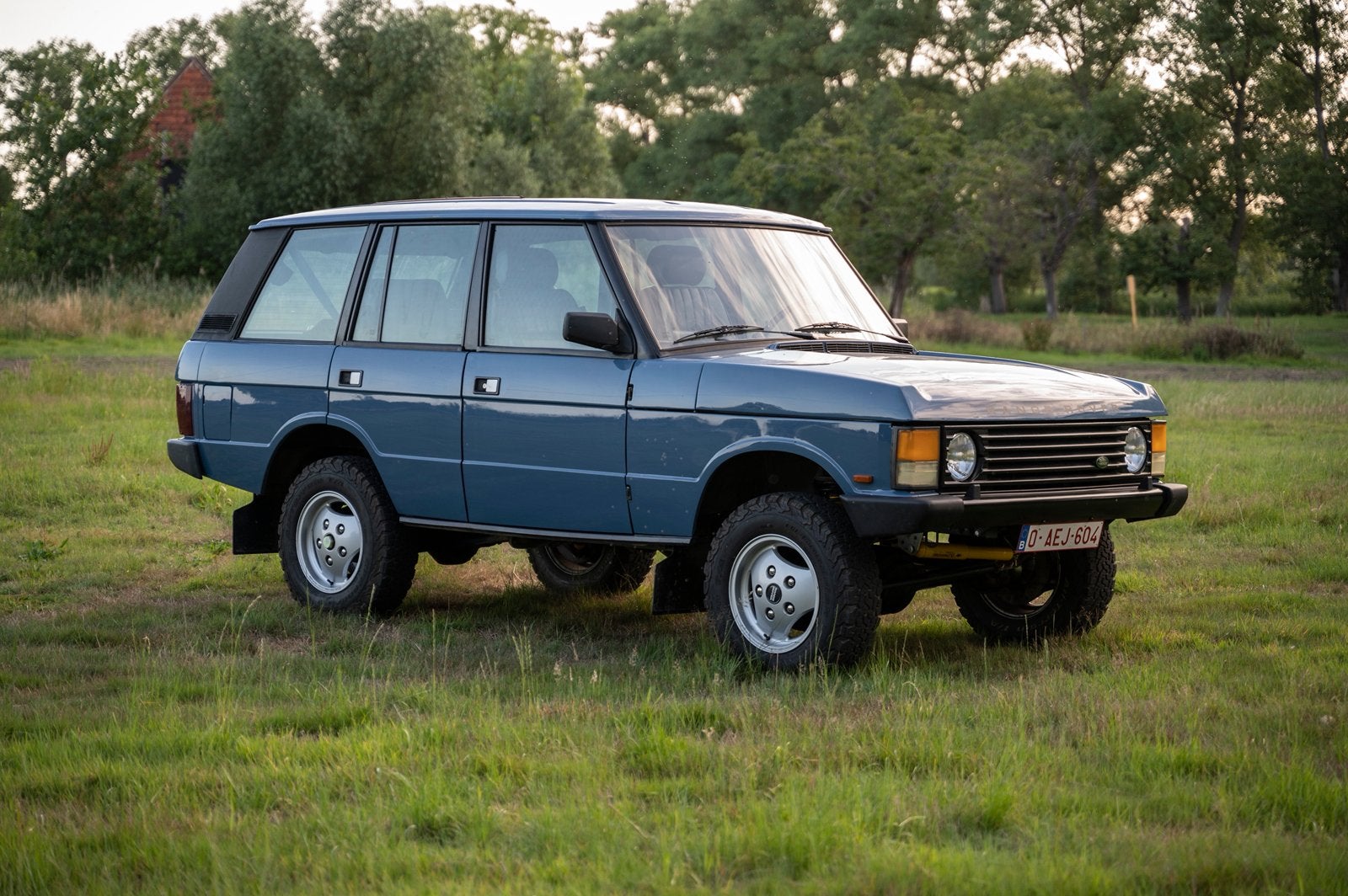 1988 Range Rover Classic 3.5 EFI V8 – Shire Blue, Cuir, Boîte manuelle, 5 portes, 5 places