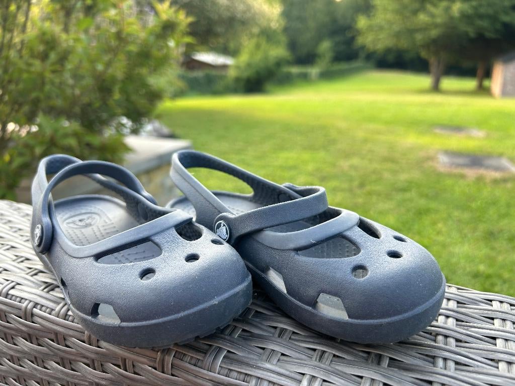 Croc's originales - fille - comme neuves - pointure 10, Enlèvement, Fille