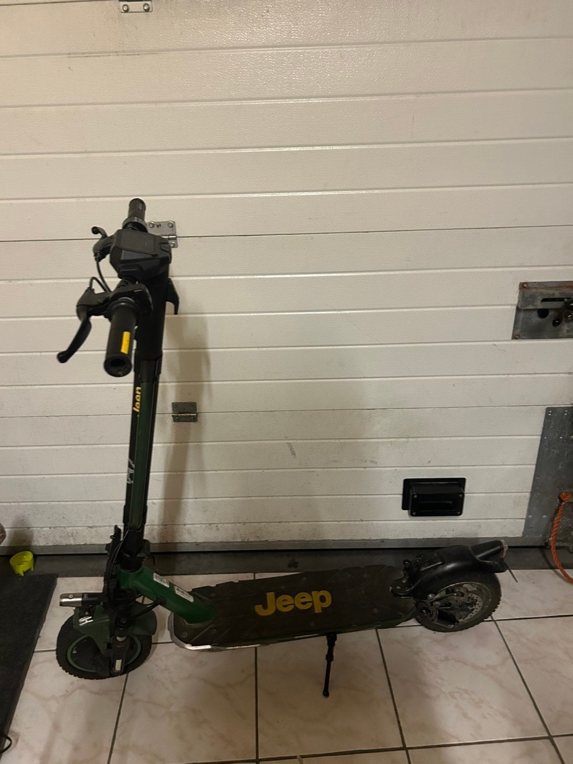 Jeep step, Fietsen en Brommers, Ophalen, Zo goed als nieuw, Elektrische step (E-scooter)
