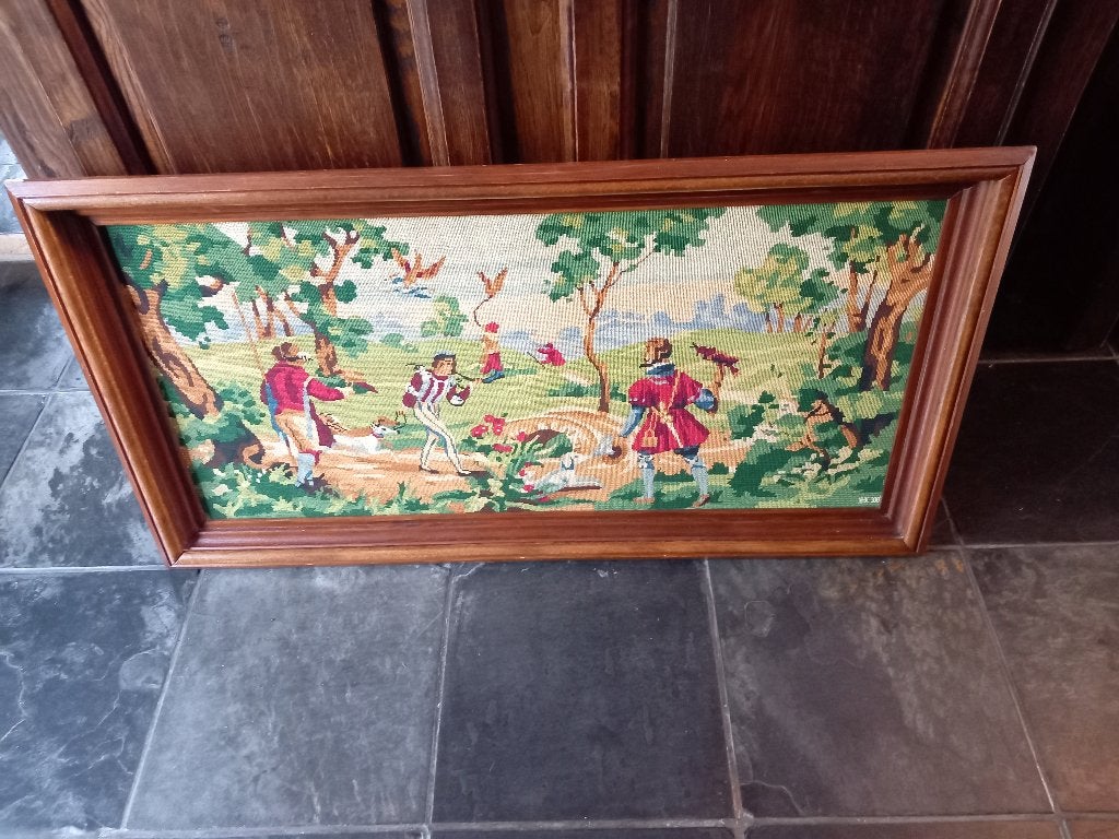 Scène de chasse au point de croix, Enlèvement