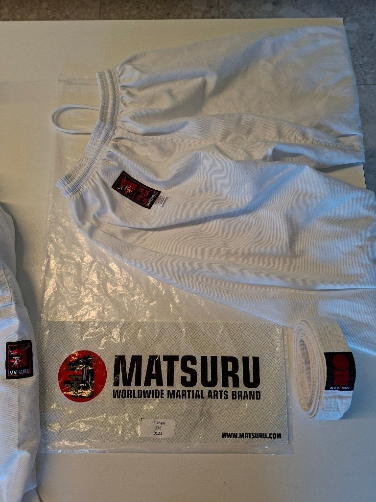 Judo pak / karate pak / jiu jutsu pak + tok/toque, Ophalen, Judo, Vechtsportpak, Maat M