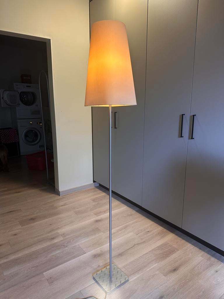 Staande lamp, Ophalen, Zo goed als nieuw