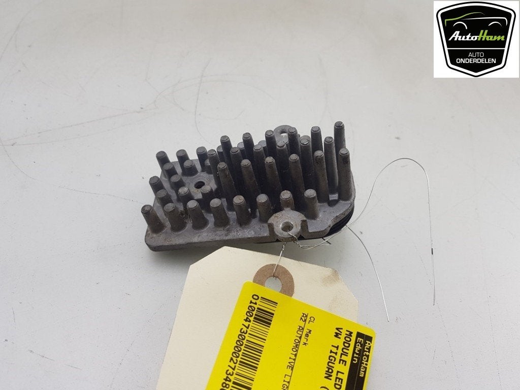 DIVERS LED lamp Volkswagen Tiguan (AD1) (|5TA998477|), Utilisé, Volkswagen