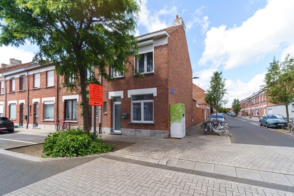 Huis te koop met garage, Immo, Tot 200 m², 112 m², 2800 Mechelen, 333 kWh/m²/jaar