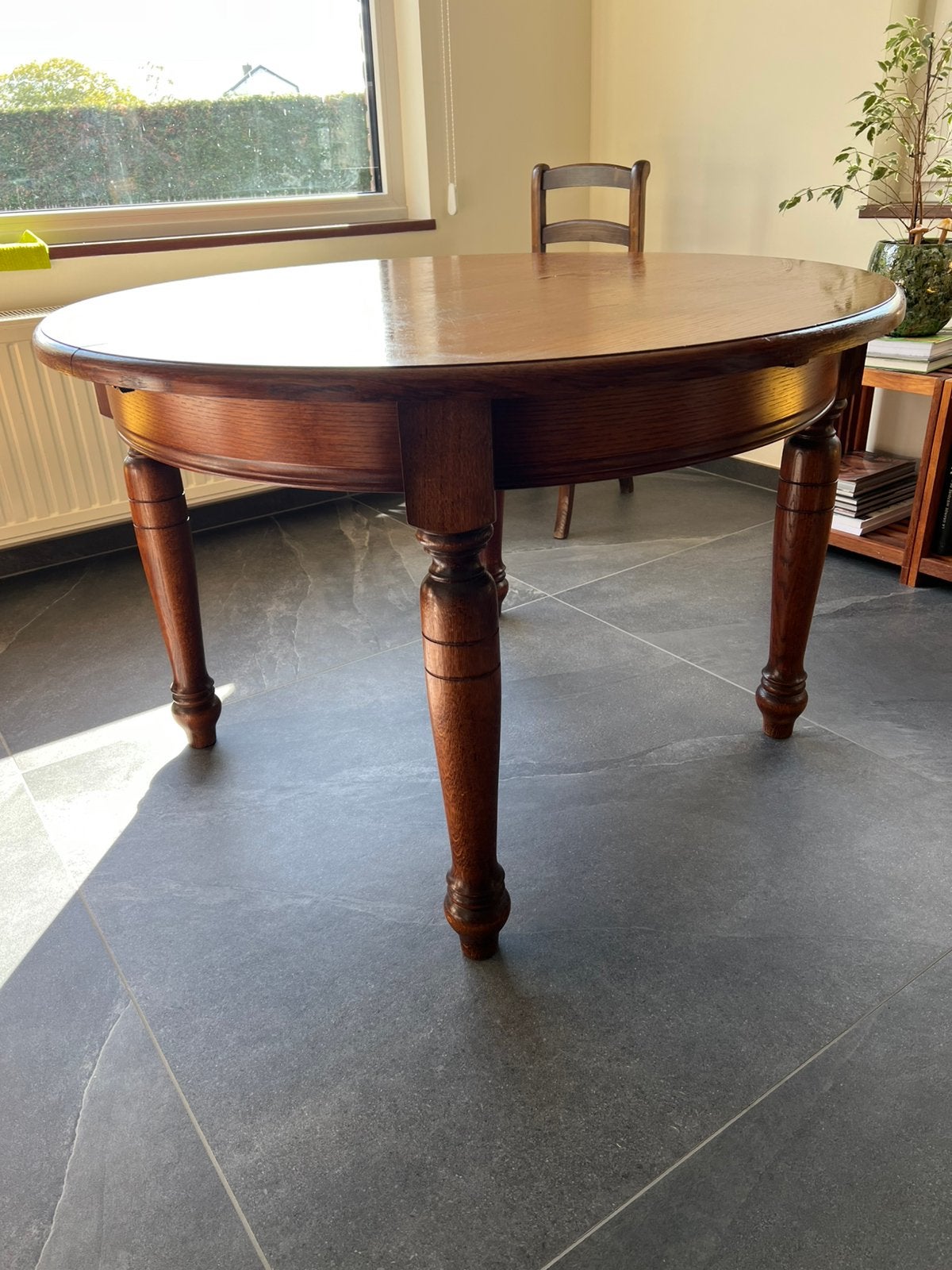 Table ronde en chene (extensible), Antiquités & Art, Enlèvement