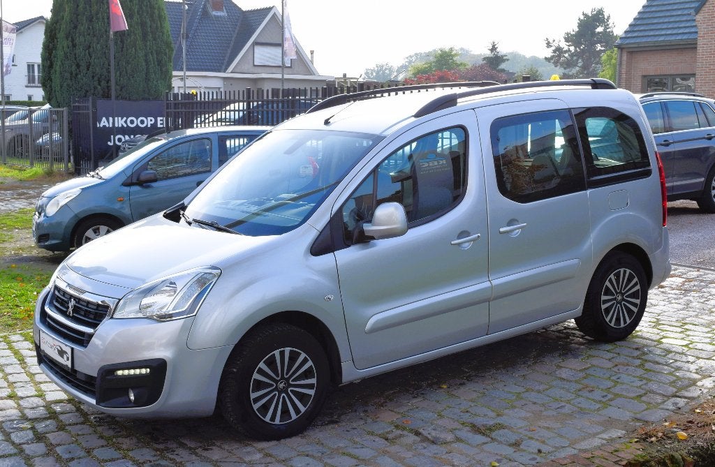 Peugeot Partner Tepee 1.6BlueHDi/HISTORY/GARANTIE, Voorwielaandrijving, Euro 6, 4 cilinders, 1600 cc