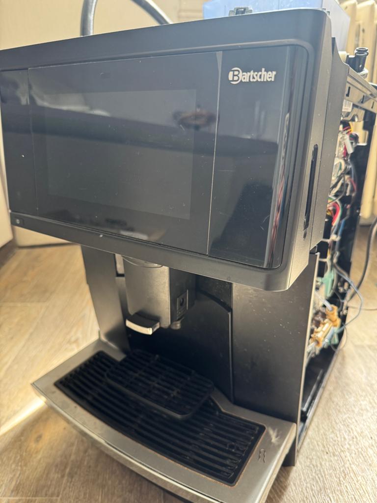 2 defecte volautomatische koffiemachines gratis af te halen., Ophalen, Niet werkend