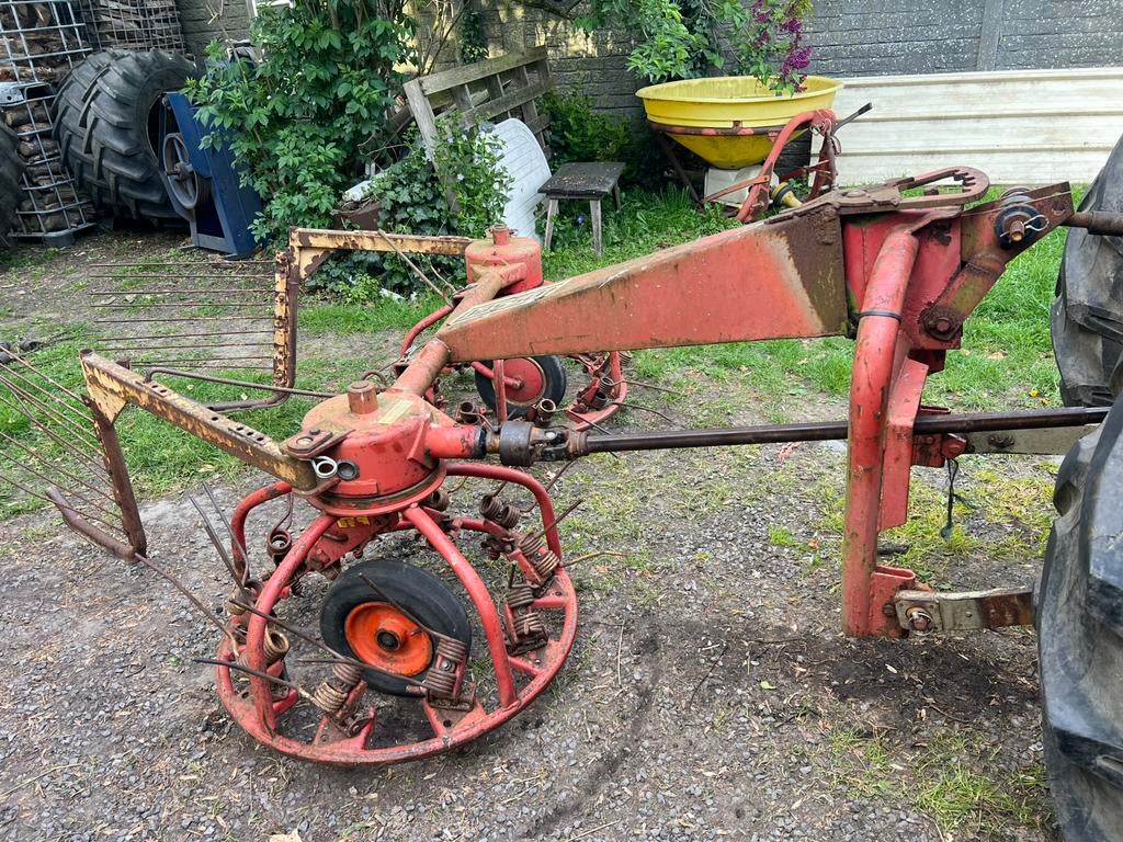 Hooikeerder type Strela, Ophalen, Akkerbouw, Oogstmachine