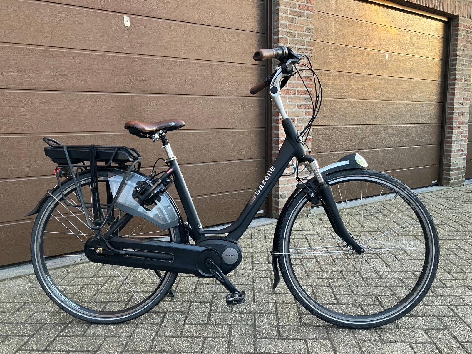 Gazelle damesfiets met Bosch middenmotor, Fietsen en Brommers, Elektrische fietsen, Zo goed als nieuw, Gazelle, Ophalen