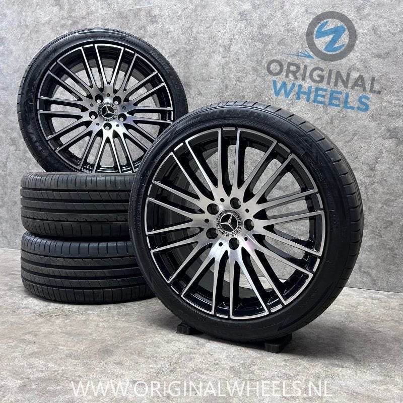 18 inch originele velgen + zomerbanden Mercedes A B C CLA kl, Autos : Pièces & Accessoires, Pneus et Jantes, Pneus été, -, 18 pouces