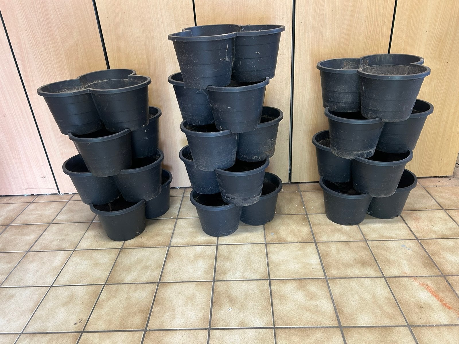 13 stapelbare bloembakken ( zie omschrijving ), Tuin en Terras, Ophalen, Zo goed als nieuw, Kunststof, Balkon